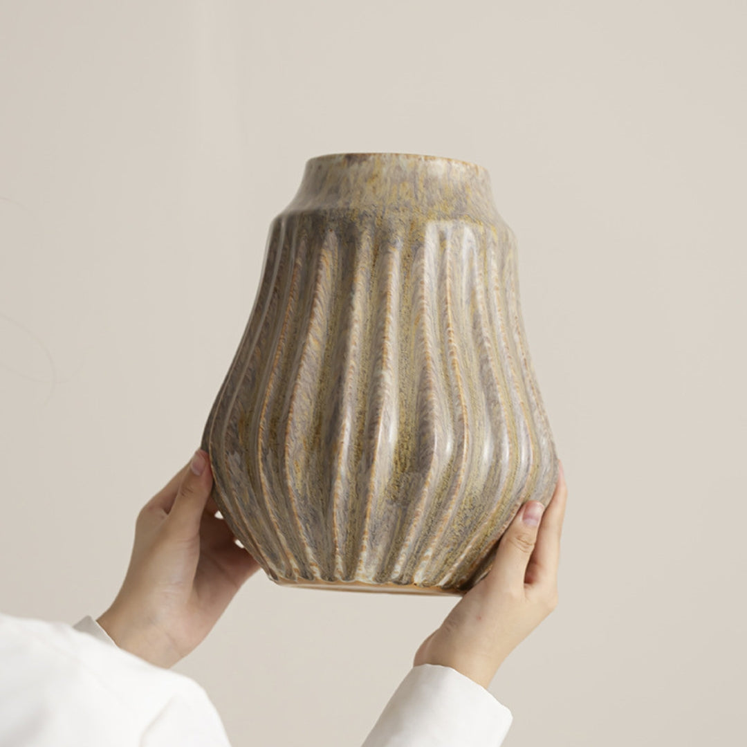 The Wave Ceramic Vase