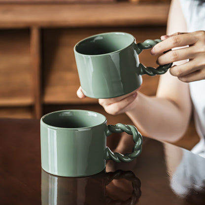 Twist Handle Mug